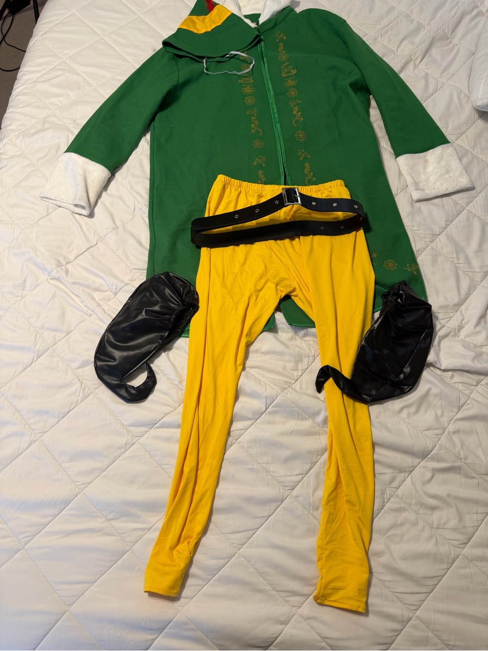 Complete Buddy the Elf Adult Costume XL , Belt, Shoe Covers, Pants, Coat & Hat